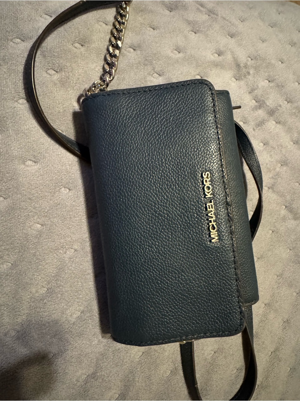 MICHAEL KORS Navy Leather Crossbody - Picture 3 of 11